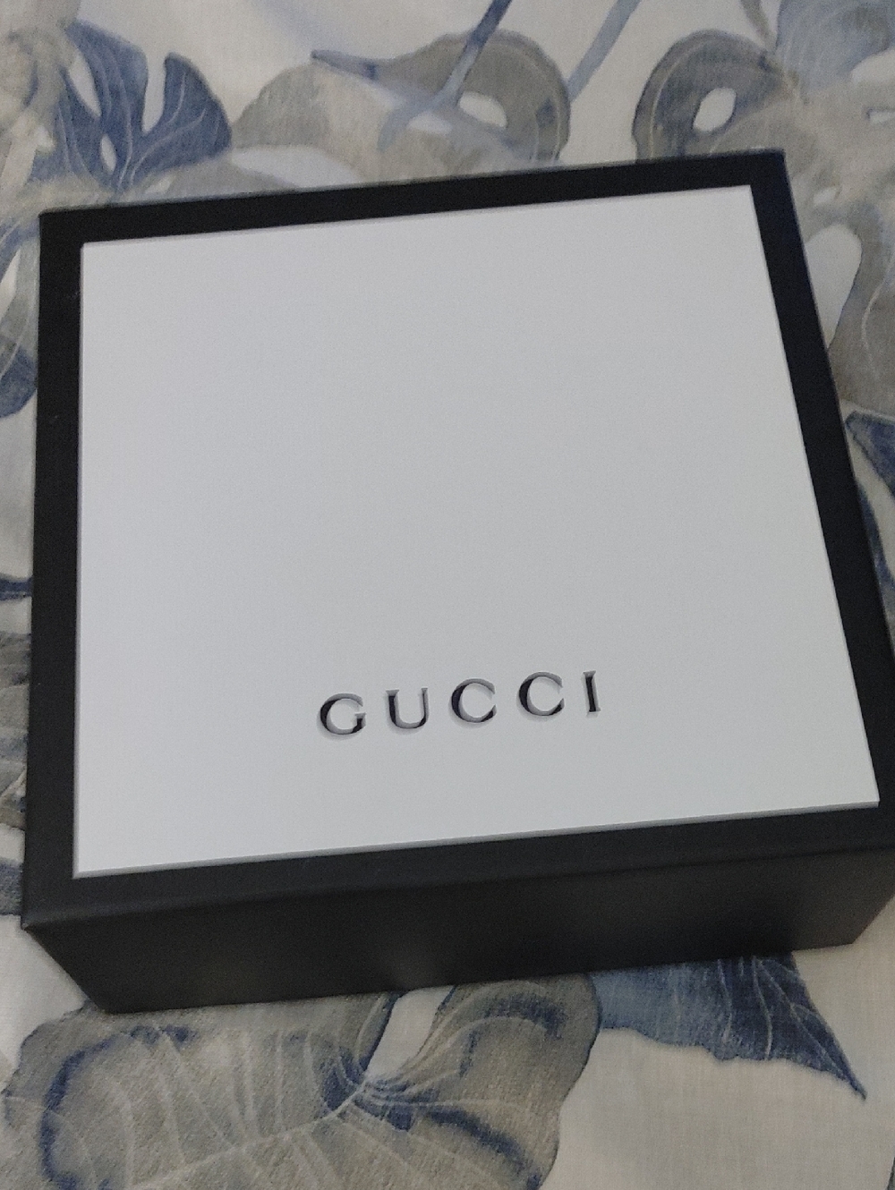 GUCCI SQUARE GIFT BOX 7.25" X 2.75"